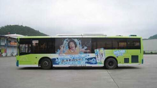 深圳實(shí)時(shí)限購(gòu) 為什么這么多人會(huì)選擇車(chē)身廣告制作