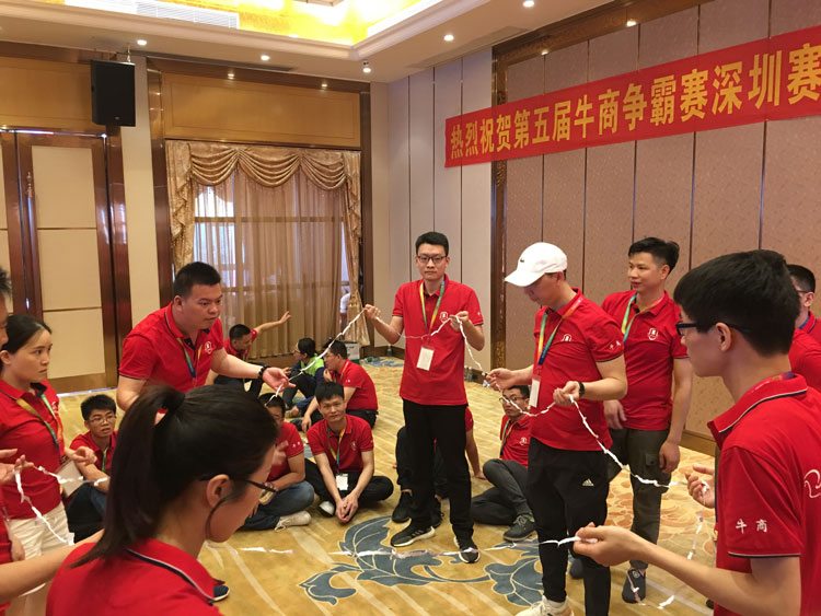 噴繪360團(tuán)隊(duì)參賽第五屆中國電子商務(wù)牛商爭霸賽深圳賽區(qū)